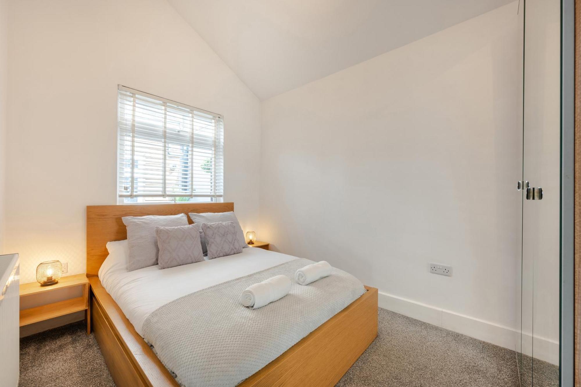 Stylish Two Bedroom Apartment By Central London With Garden Extérieur photo